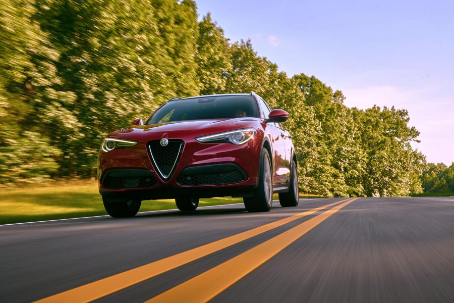  Alfa Romeo Stelvio Ti Sport (949) 2017 года  (NA) (фото 36 из 39)